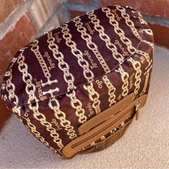 Tignanello • Petite Leather Drawstring Bucket Crossbody Bag & Scarf Bundle - Picture 12 of 14